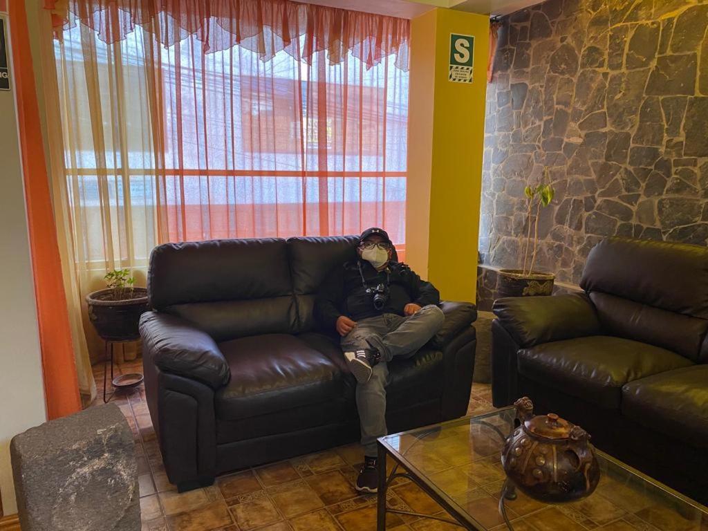 Hostal Oscar Inn Puno Esterno foto